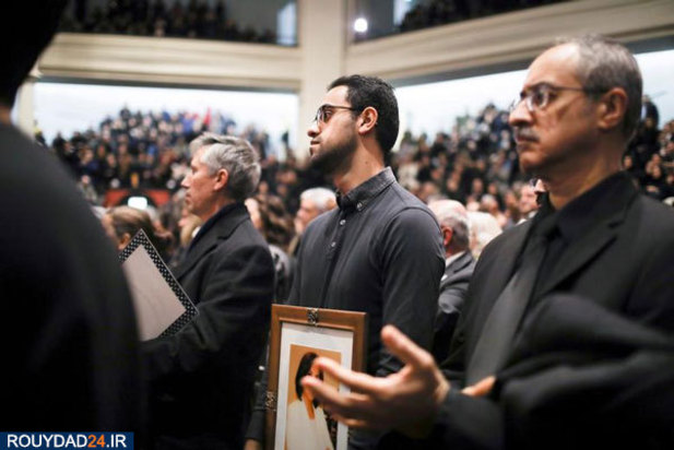 عکس‌های خانواده های قربانیان پرواز وکراین