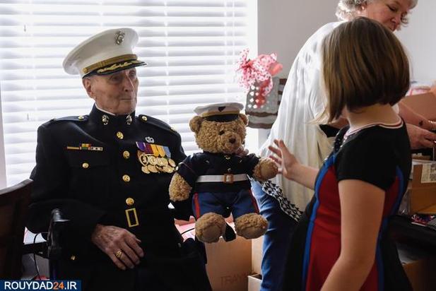 سرباز 104 ساله جنگ جهانی دوم 70000 نامه دوستانه را برای روز ولنتاین دریافت کرد