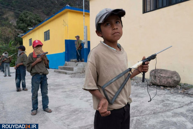 کودکان روستایی مسلح