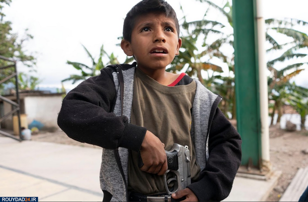 کودکان روستایی مسلح