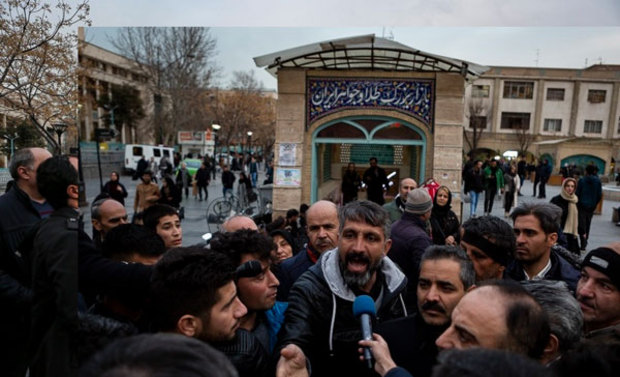 معرکه‌گیری کاندیداهای اصولگرا در بازار تهران 