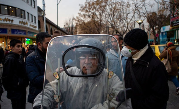 معرکه‌گیری کاندیداهای اصولگرا در بازار تهران 