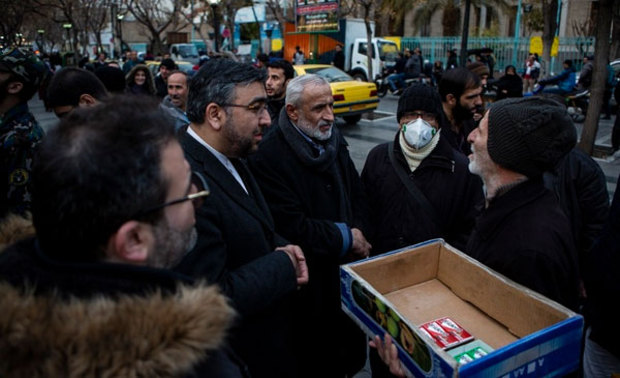 معرکه‌گیری کاندیداهای اصولگرا در بازار تهران 