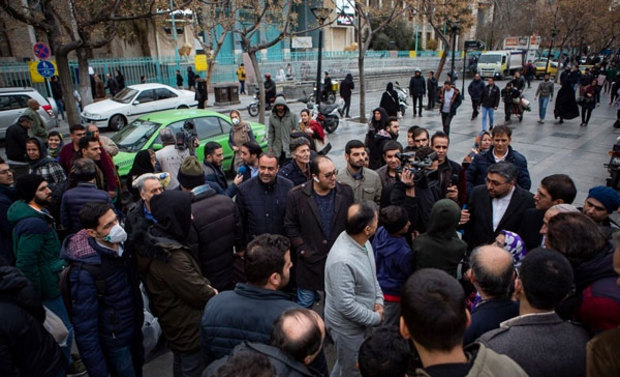 معرکه‌گیری کاندیداهای اصولگرا در بازار تهران 