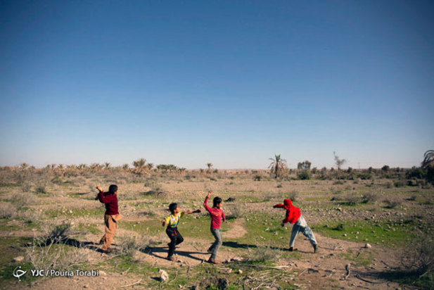 اندوه پنهان کودکان قلعه گنج