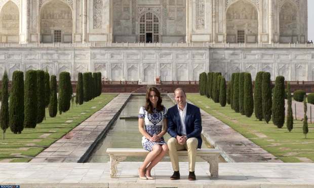 عکس‌های یادگاری سلبریتی‌ها در تاج‌محل