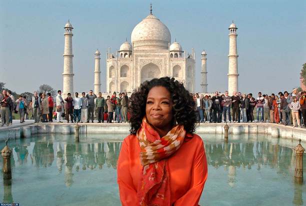 عکس‌های یادگاری سلبریتی‌ها در تاج‌محل