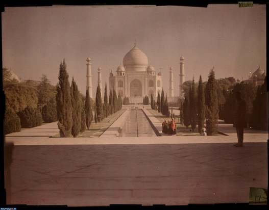 عکس‌های یادگاری سلبریتی‌ها در تاج‌محل