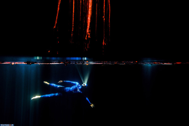 شیرجه زیر اب