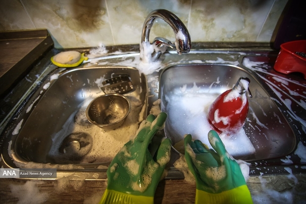 قرنطینه خانگی