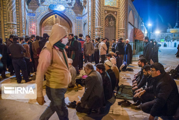 معترضان در حرم