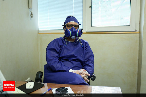 چه کسانی در خانه نمی‌مانند؟