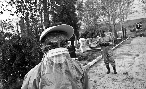 خاکسپاری فوتی‌های کرونا