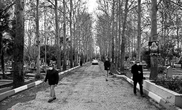 خاکسپاری فوتی‌های کرونا