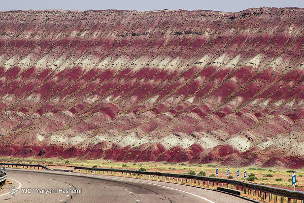 کوههای رنگی