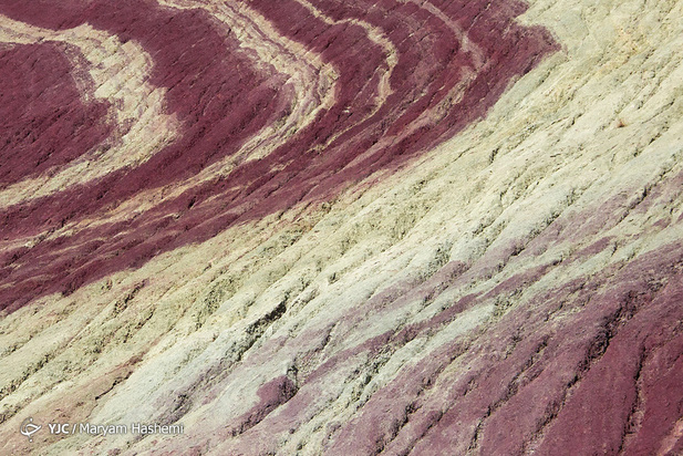 کوههای رنگی