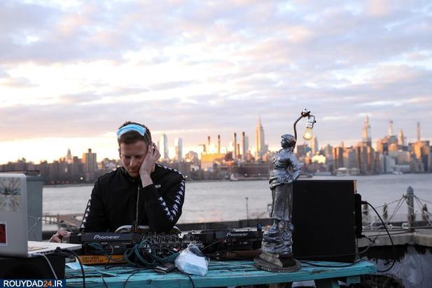 قرنطینه در چنگال موسیقی