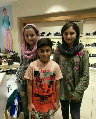 سارا و نیکا