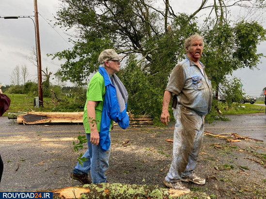 امریکا در گردباد