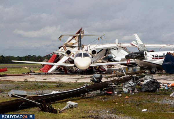 امریکا در گردباد