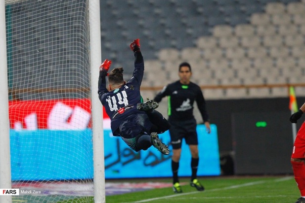 برد پرسپولیس در برابر شهر خودرو