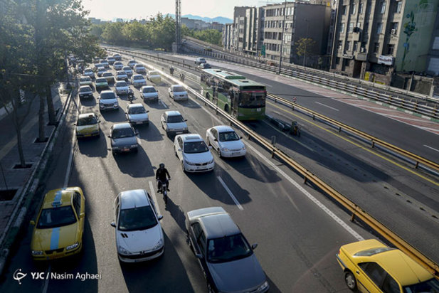 ترافیک تهران با برداشتن فاصله ها