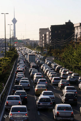 ترافیک تهران با برداشتن فاصله ها