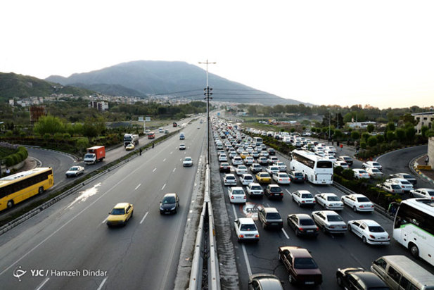 ترافیک تهران با برداشتن فاصله ها