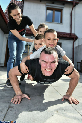 تمرینات جالب ورزشکاران در قرنطینه خانگی