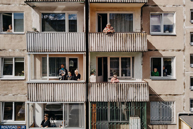 هنرنمایی در حیاط قرنطینه