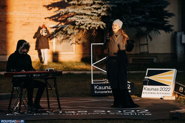 هنرنمایی در حیاط قرنطینه