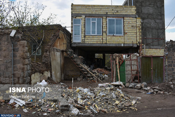 ورنکش شش ماه پس از زلزله