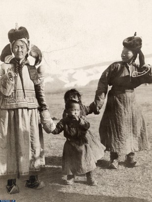 مادران صد سال پیش