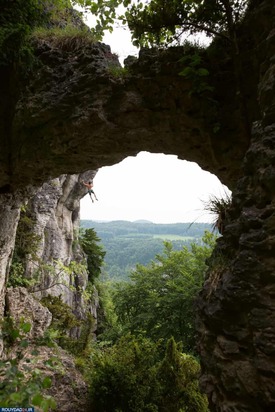 سنگنوردی بر باشکوه ترین صخره های جهان
