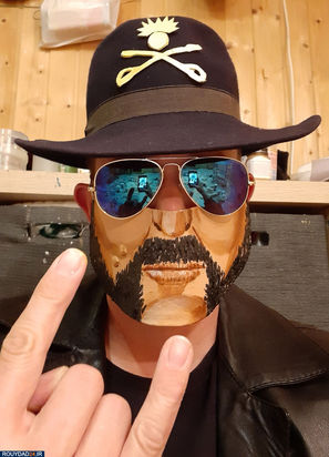 ساخت ماسک با الهام از شخصیتهای هنری