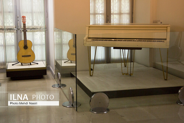 کاخ نیاوران