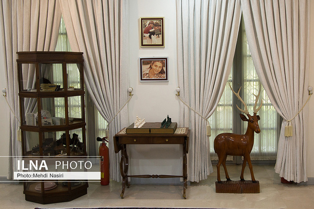 کاخ نیاوران