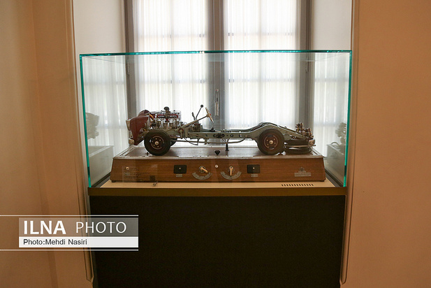 کاخ نیاوران