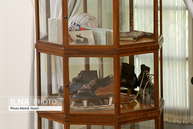 کاخ نیاوران