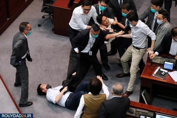 نزاع نمایندگان در  هنگ کنگ