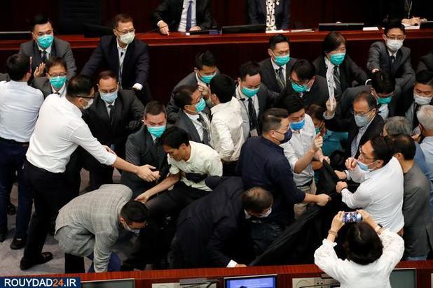 نزاع نمایندگان در  هنگ کنگ