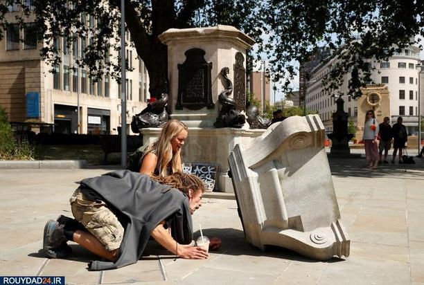 سرنگونی مجسمه شخصیتهای نماد برده داری در آمریکا