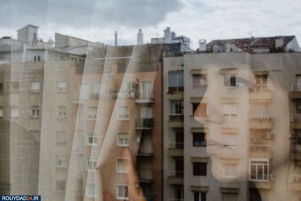 در خانه بمانیم