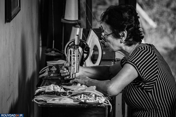 در خانه بمانیم