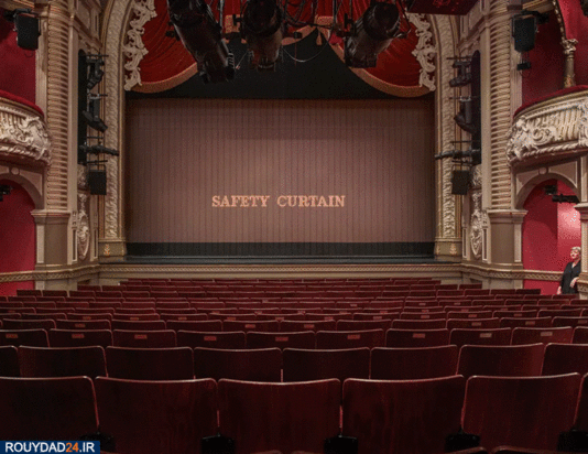 تئاترها همچنان بسته می‌مانند