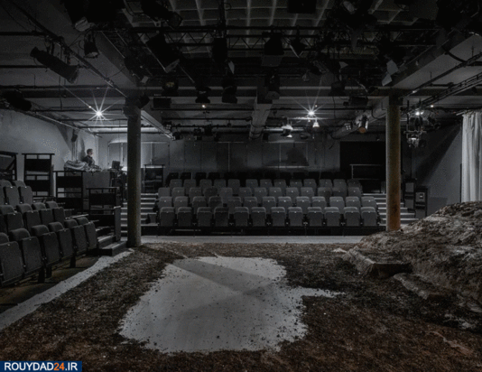 تئاترها همچنان بسته می‌مانند