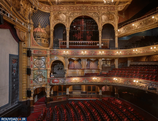 تئاترها همچنان بسته می‌مانند