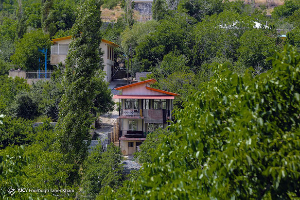 لاکچری‌های غیرمجاز