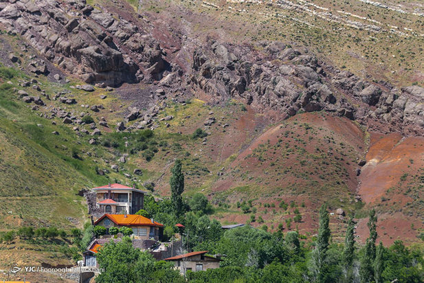 لاکچری‌های غیرمجاز