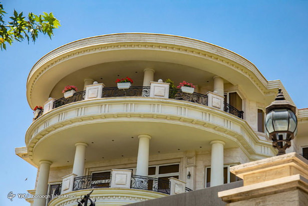 لاکچری‌های غیرمجاز